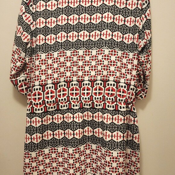 Calvin Klein Shirt Dress - lightweight, wrinkle-free fabric, great for travel! - Picture 5 of 6